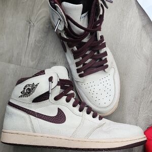 Nike Air Jordan 1 Retro High OG x A Ma Maniére sneaker Used Size 10.5